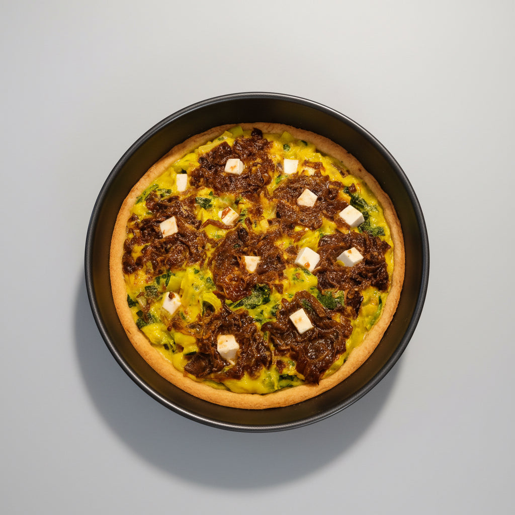 Tarte rústica de legumes verdes e cebola caramelizada