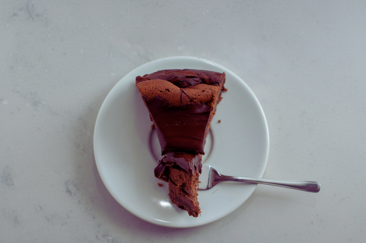 La vegaña Tarta Basca chocolate ('queijada de caju e cacau)