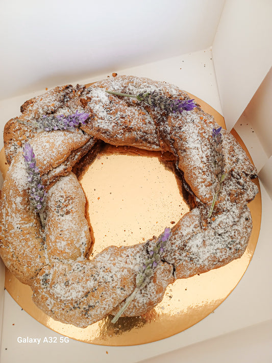 Coroa de Natal trigo sarraceno e amêndoas